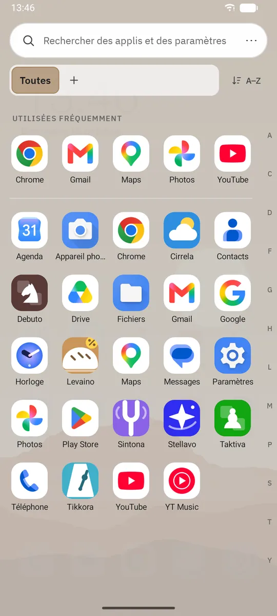 Capture d'écran de Dockela Launcher : espace de travail avec un contenu d'exemple