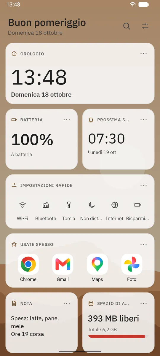 Screenshot di Dockela Launcher: area di lavoro con contenuto di esempio