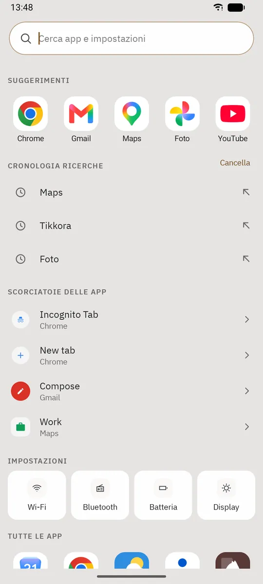 Screenshot di Dockela Launcher: area di lavoro con contenuto di esempio
