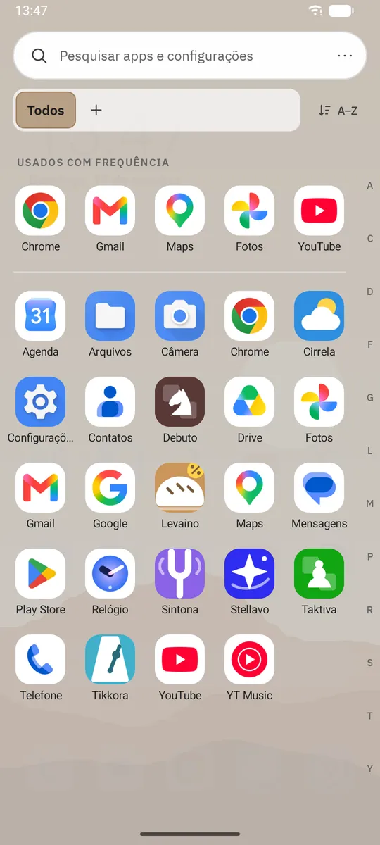Captura de tela do Dockela Launcher: área de trabalho com conteúdo de exemplo