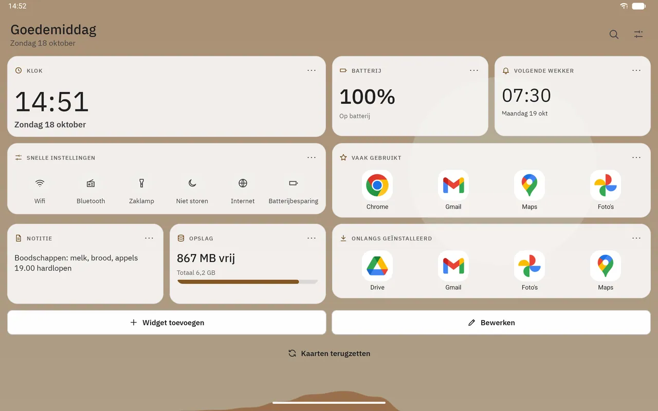 Schermafbeelding van Dockela Launcher: werkruimte met voorbeeldinhoud