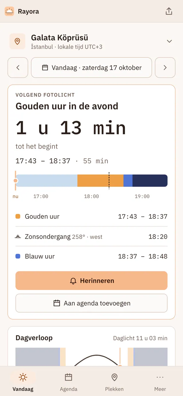 Schermafbeelding van Rayora: werkruimte met voorbeeldinhoud